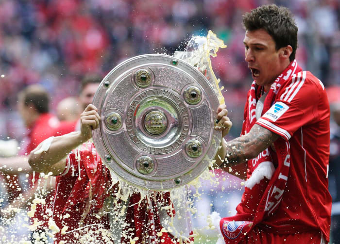 2013-Bayern-Munich-Bundesliga-Mario-Mandzukic.jpg